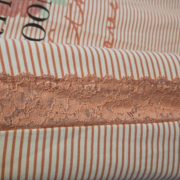 Night Gown - Picture 3 of 4